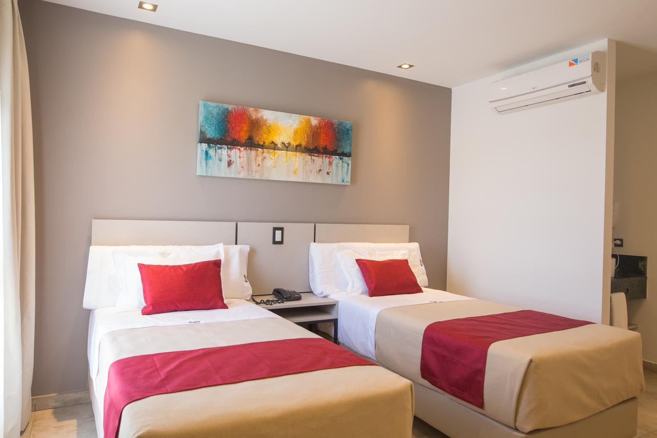 Boer Hotel By Kube Dean Funes Exterior foto